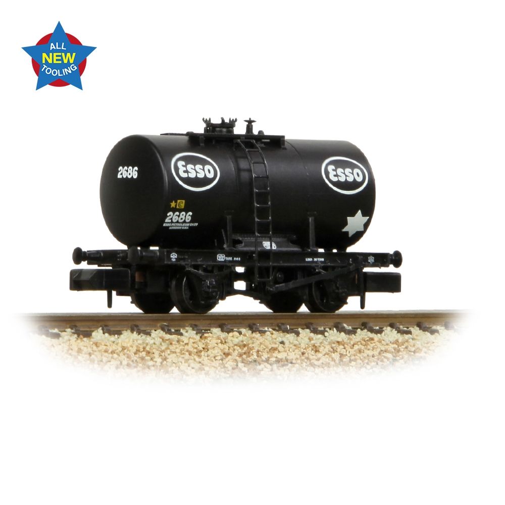 Farish 378-005A 20T Anchor-Mounted Tank Wagon 'Esso' Black - N Gauge