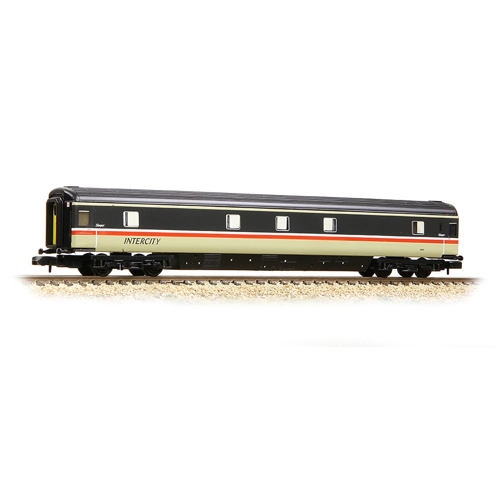 Farish 374-478 BR Mk3 SLEP Sleeper BR InterCity (Swallow) - N Gauge