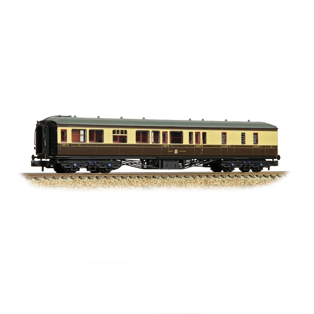 Farish 374-511A GWR Hawksworth Brake Third Corridor GWR Chocolate & Cream - N Gauge