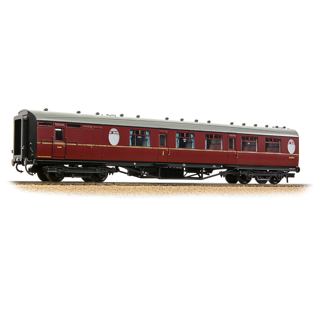 Bachmann 34-437 LNER Thompson Brake Composite Corridor BR Maroon OO Gauge