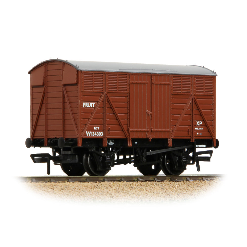 Bachmann 37-754F GWR 12 Ton Fruit Van BR Bauxite (Early), OO Gauge
