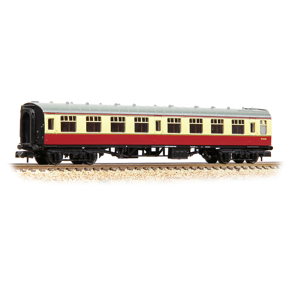 Farish 374-060F BR Mk1 SK Second Corridor BR Crimson & Cream - N Gauge
