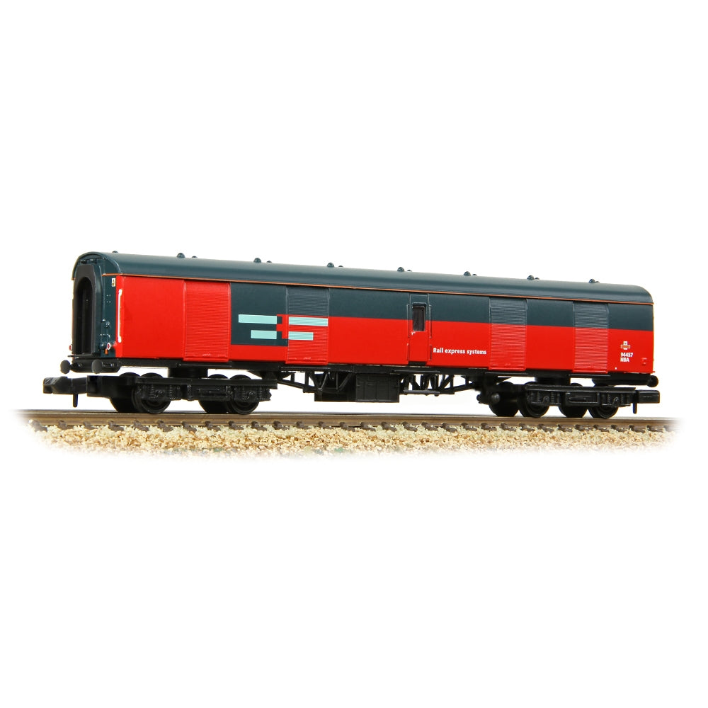 Farish 374-776B BR Mk1 NBA Brake Gangwayed High Security Rail Exp. Sys. (Royal Mail) N Gauge