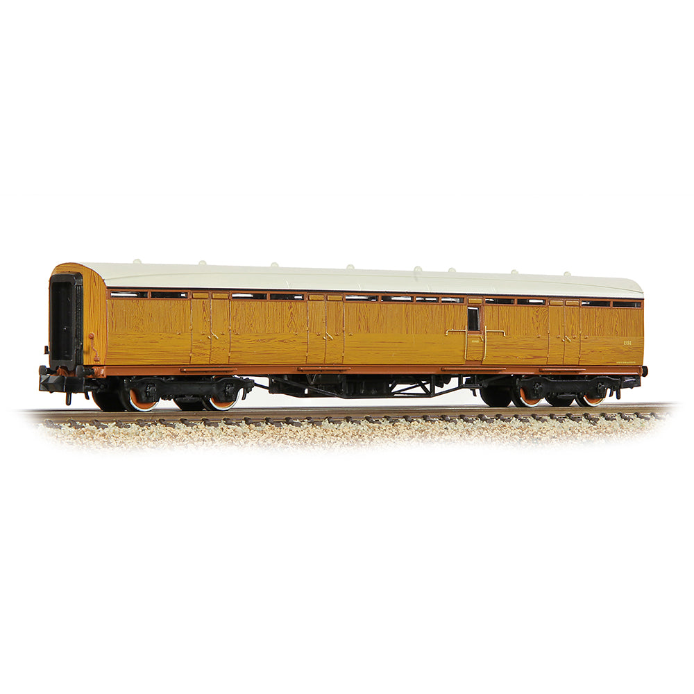Farish 374-860 LNER Thompson Full Brake LNER Teak Effect - N Gauge