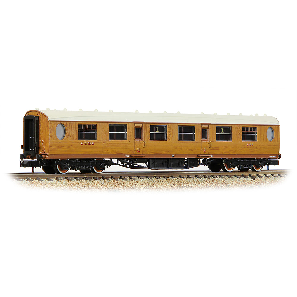 Farish 376-200B LNER Thompson First Corridor LNER Teak Effect