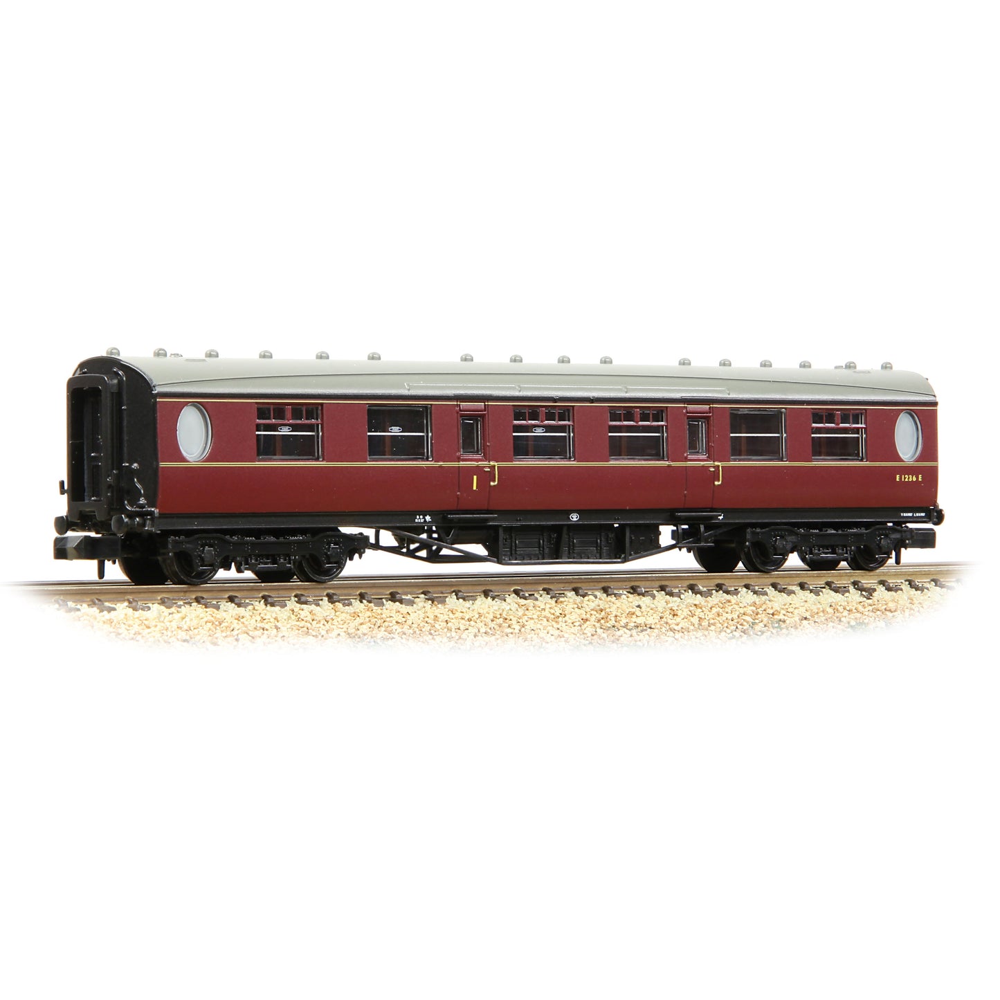 Farish 376-227 LNER Thompson Composite Corridor BR Maroon