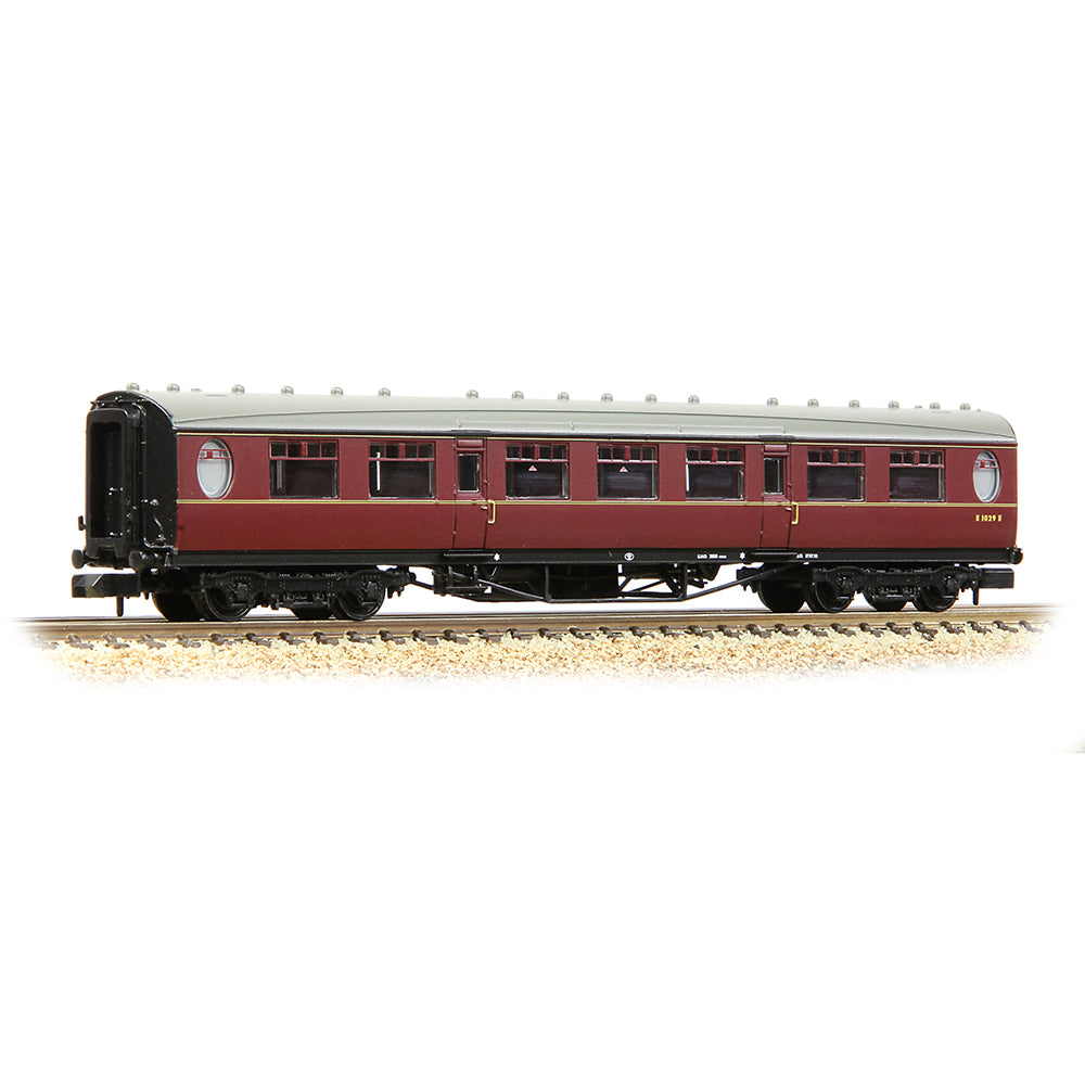 Farish 376-252 LNER Thompson Second Corridor BR Maroon