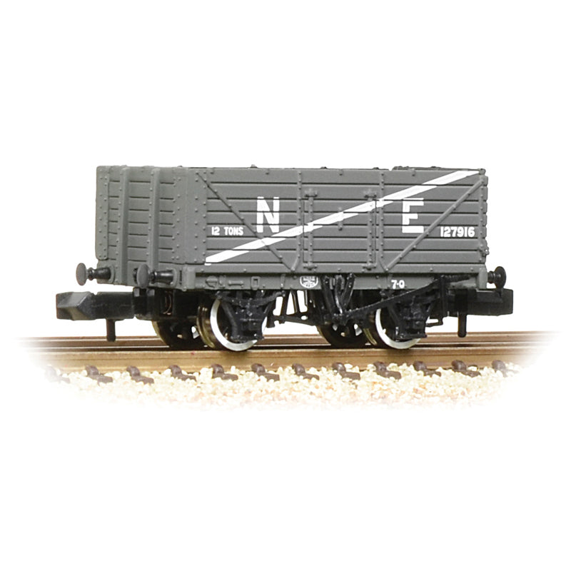 Farish 377-090 7 Plank Wagon End Door NE Grey *LAST FEW*