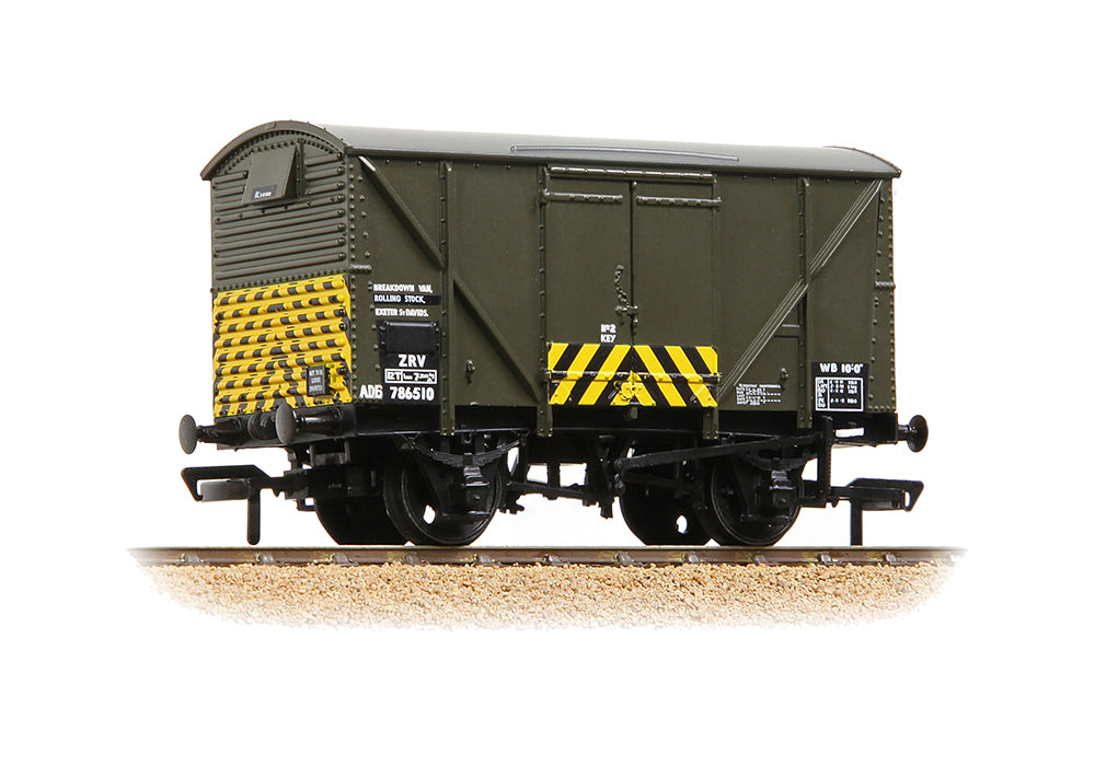 Bachmann 38-174 BR 12T Ventilated Van Plywood Sides BR Departmental Olive Green with Chevrons OO Gauge