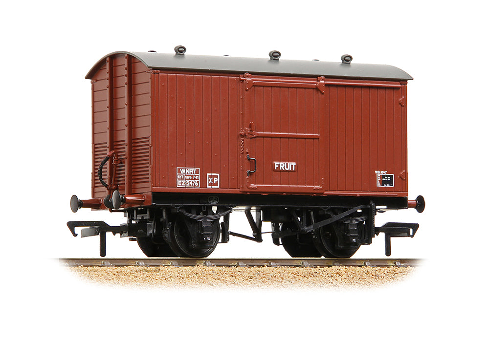 Bachmann 38-386A LNER 12T Ventilated Fruit Van BR Bauxite (Late) OO Gauge
