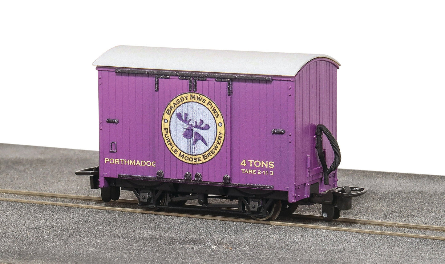 Peco GR-906 00-9 Box Purple Moose Brewery