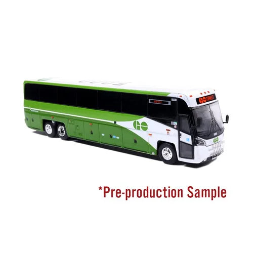 Iconic Replicas 870657 MCI D4520 Coach Bus: GO Transit 1:87 Scale *PRE ORDER £50.39*