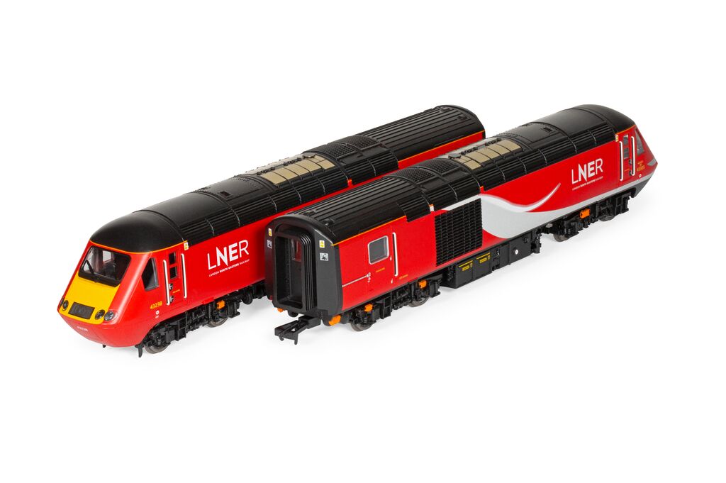 Hornby R30095 LNER, Class 43 HST Train Pack - Era 11 - OO Gauge