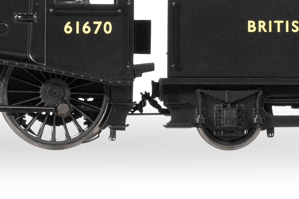 Hornby R30137 BR, Class B17/5, 4-6-0, 61670 'City of London' - Era 4 - OO Gauge *LAST ONE*
