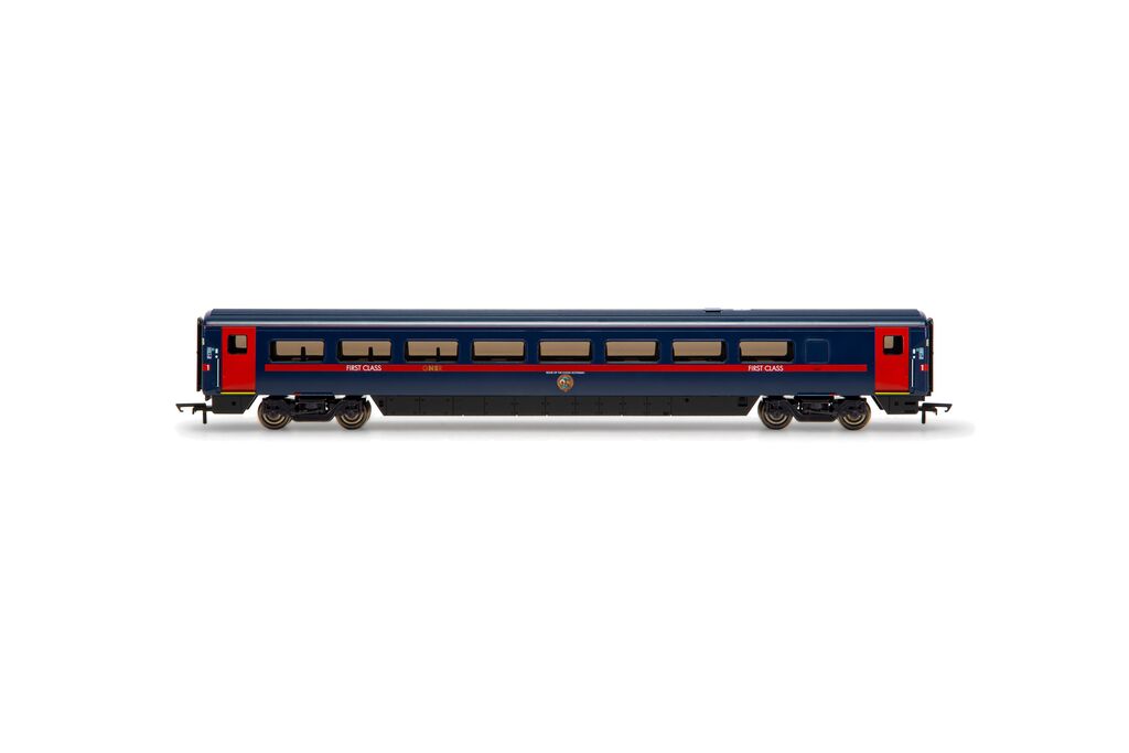 Hornby R40165 GNER, Mk4 Open First, Coach M - Era 9, OO Gauge