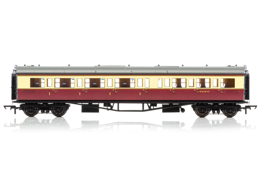 Hornby R4687A BR, Collett 'Bow - Ended' Corridor Composite (L/Hand), W6146W *LAST ONE*