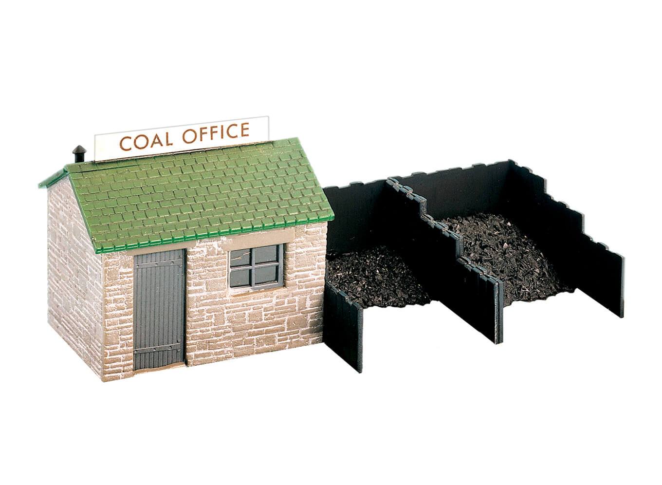 Wills SS15 Coal Yard & Hut, Includes Plastic Coal