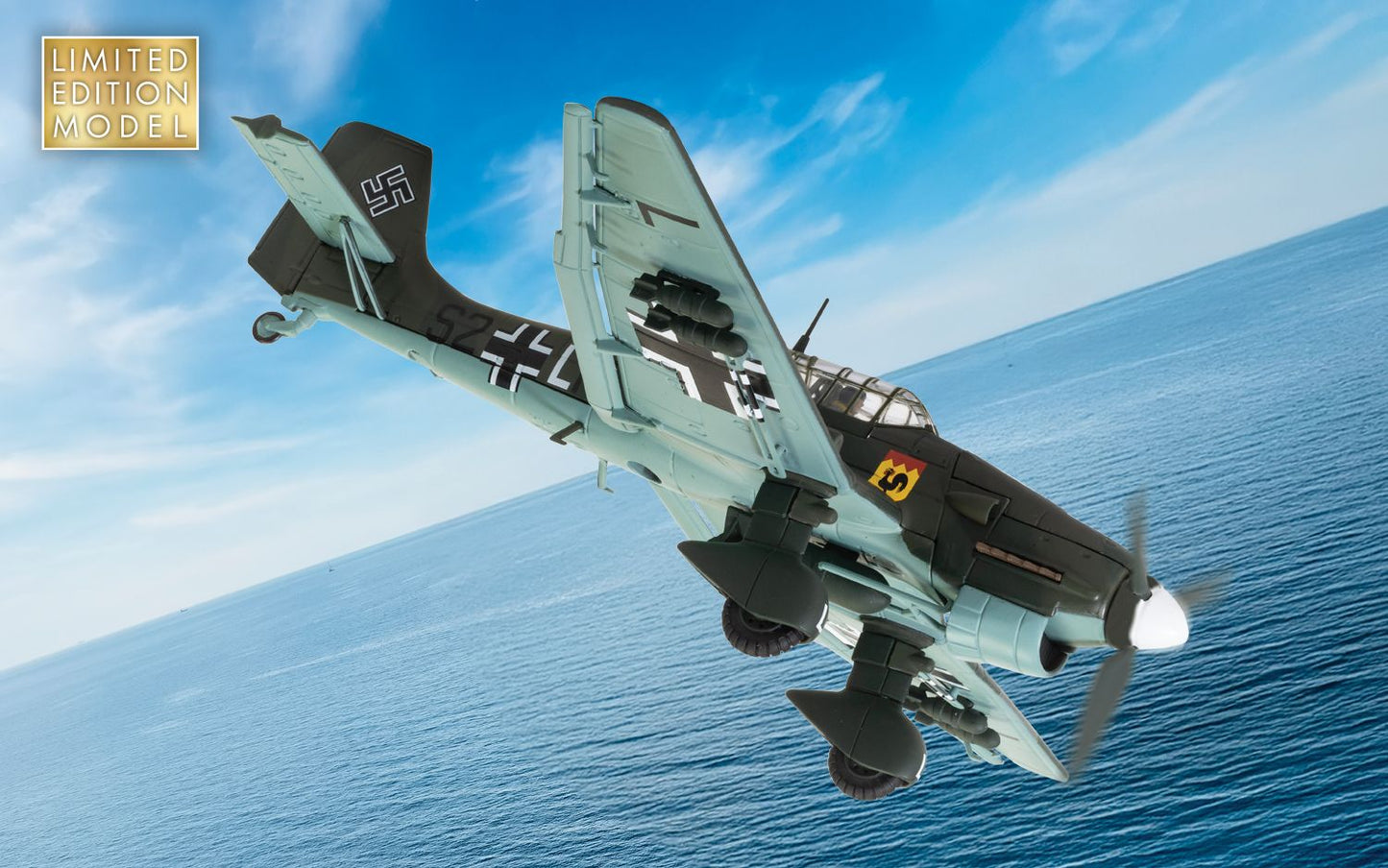 Corgi AA32520 Junkers Ju87B-1 Stuka - Uffz Pittroff and Uffz Scubert - Battle of Britain 85 1:72 Scale