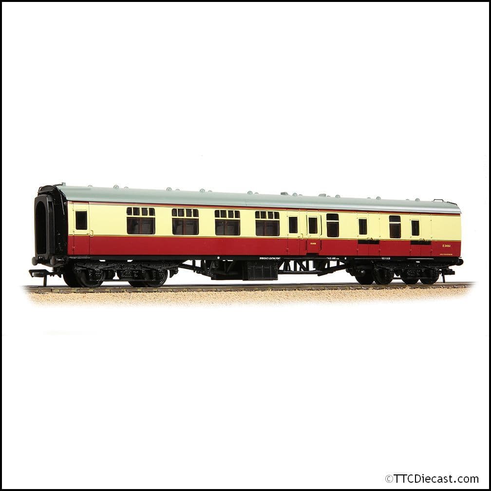 Bachmann 39-077G BR Mk1 BSK Brake Second Corridor BR Crimson & Cream, OO Gauge