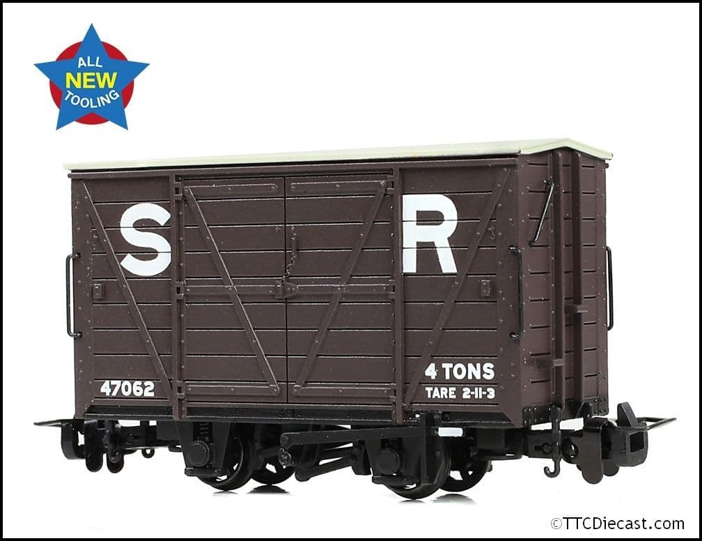 Bachmann 393-126 RNAD Box Van SR Brown OO9 Gauge