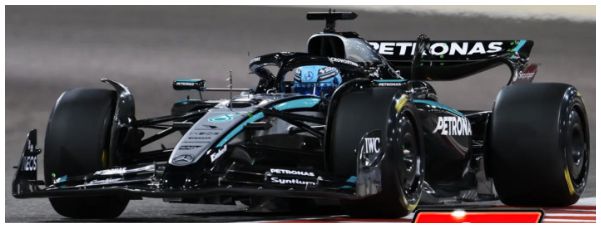 Burago 38238R Mercedes F1 W16 #63 George Russell 2025 w/Helmet, 1:43 Scale