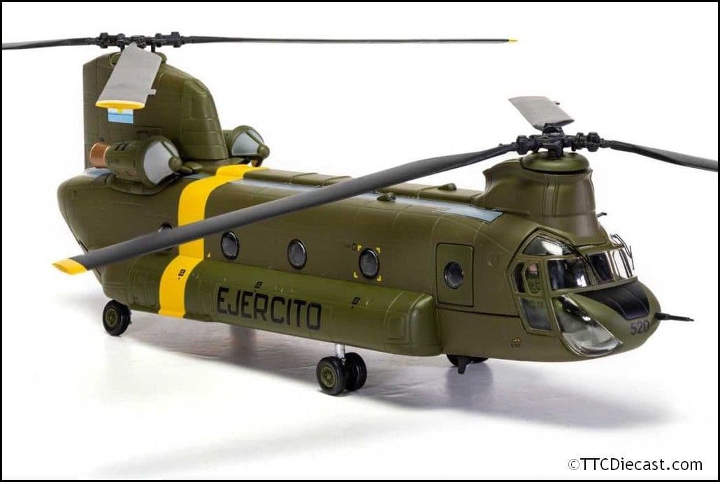 Corgi AA34217 Boeing CH-47C Chinook AE-520, Falklands War 1982 1:72 Scale