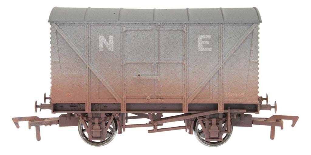 Dapol 4F-016-128 Banana Van NE 158645 Weathered OO Gauge *LAST FEW*