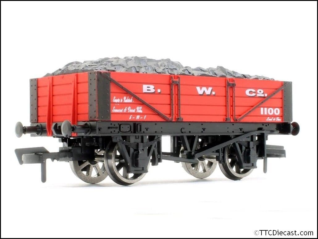 Dapol 4F-040-001 4 Plank Wagon B W Co. OO Gauge