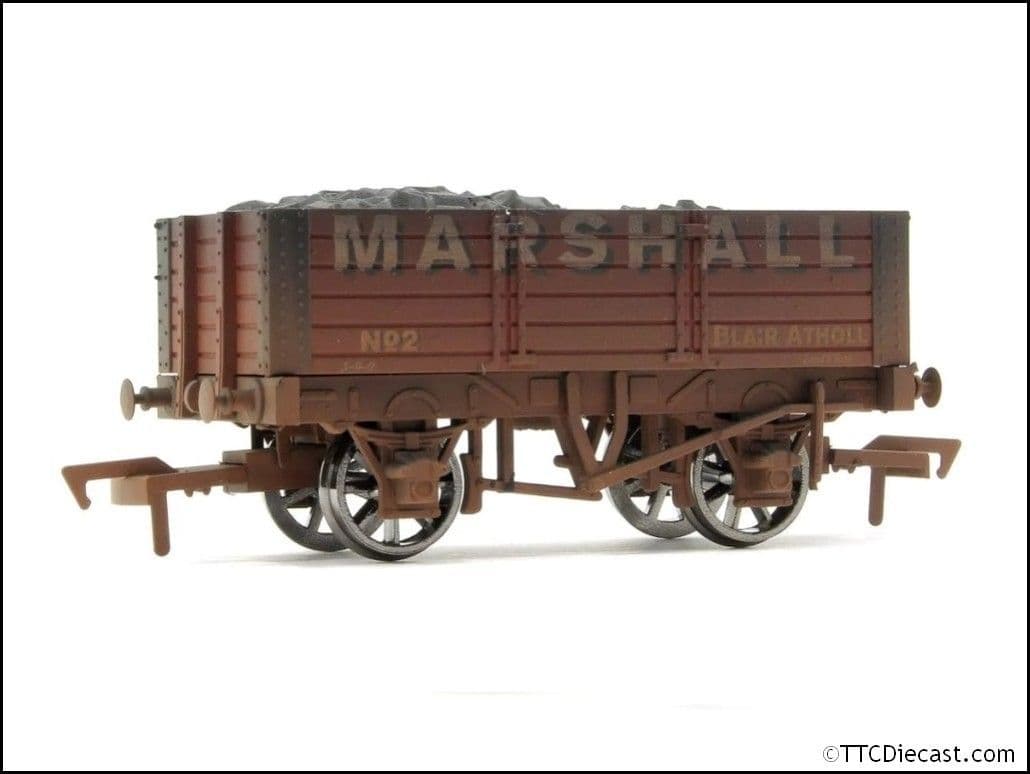 Dapol 4F-052-002 5 Plank Wagon 9' Wheelbase Marshall Weathered, OO Gauge