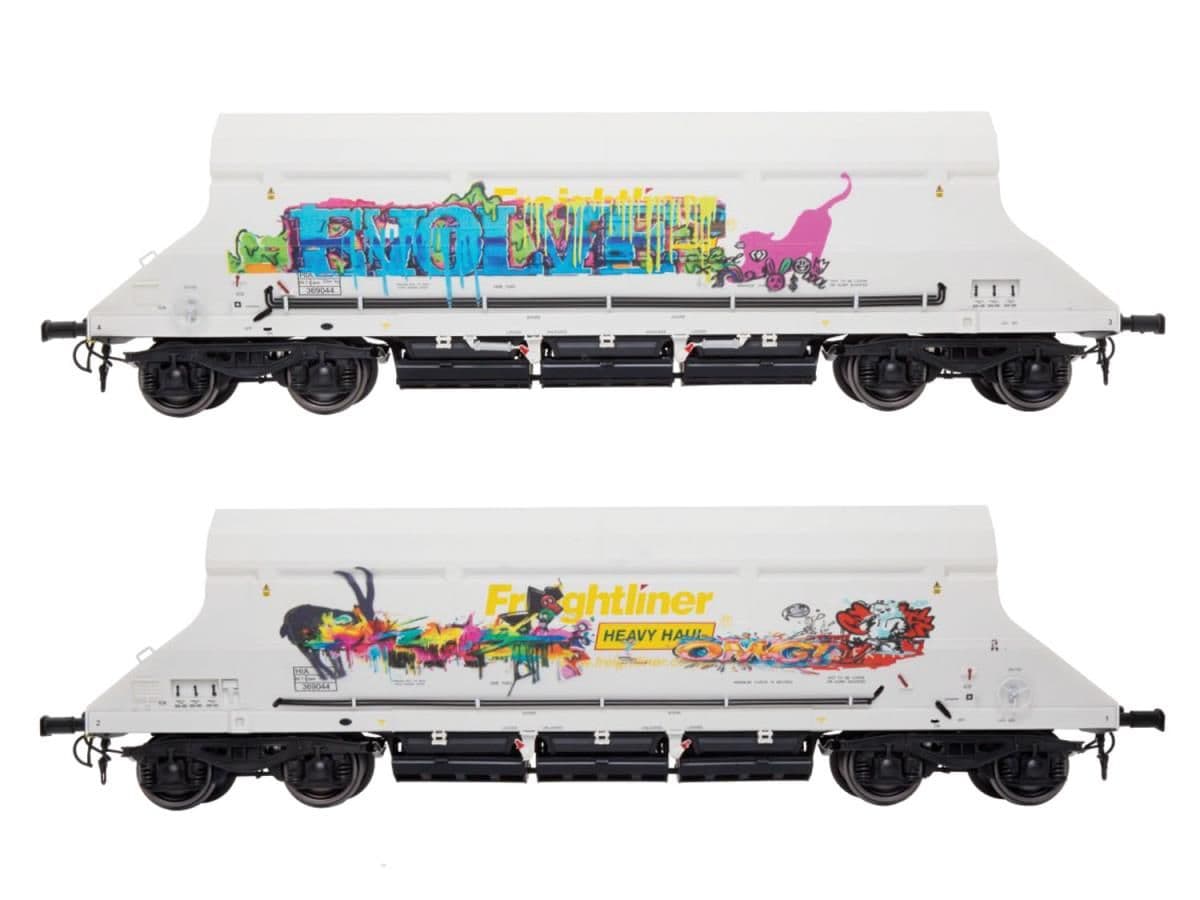 Dapol 7F-026-004G1 HIA Hopper Freightliner Heavy Haul White 369044 Graffiti, O Gauge