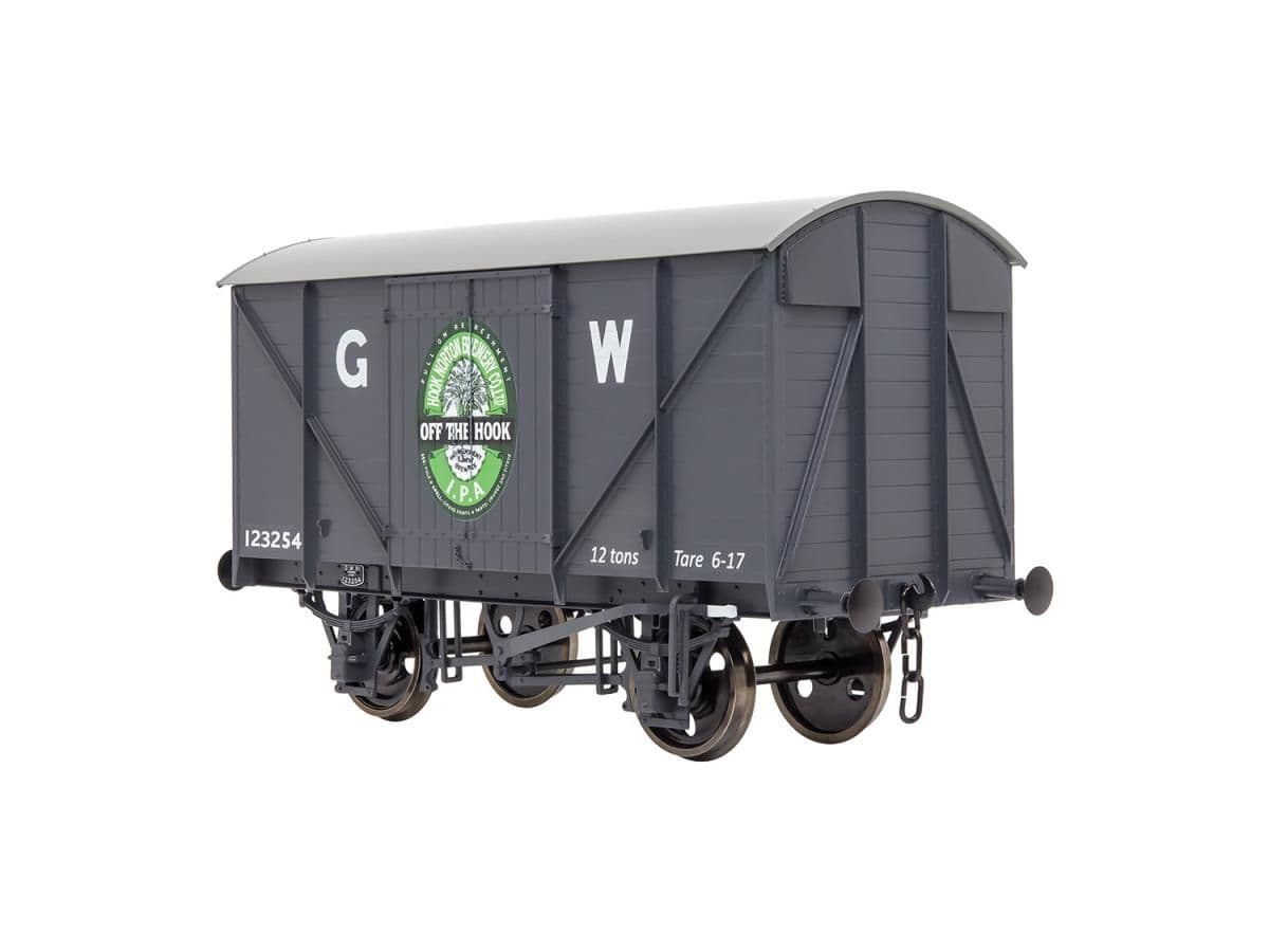 Dapol 7F-066-009W GW Standard 12t Van Norton Brewery IPA Weathererd O Gauge