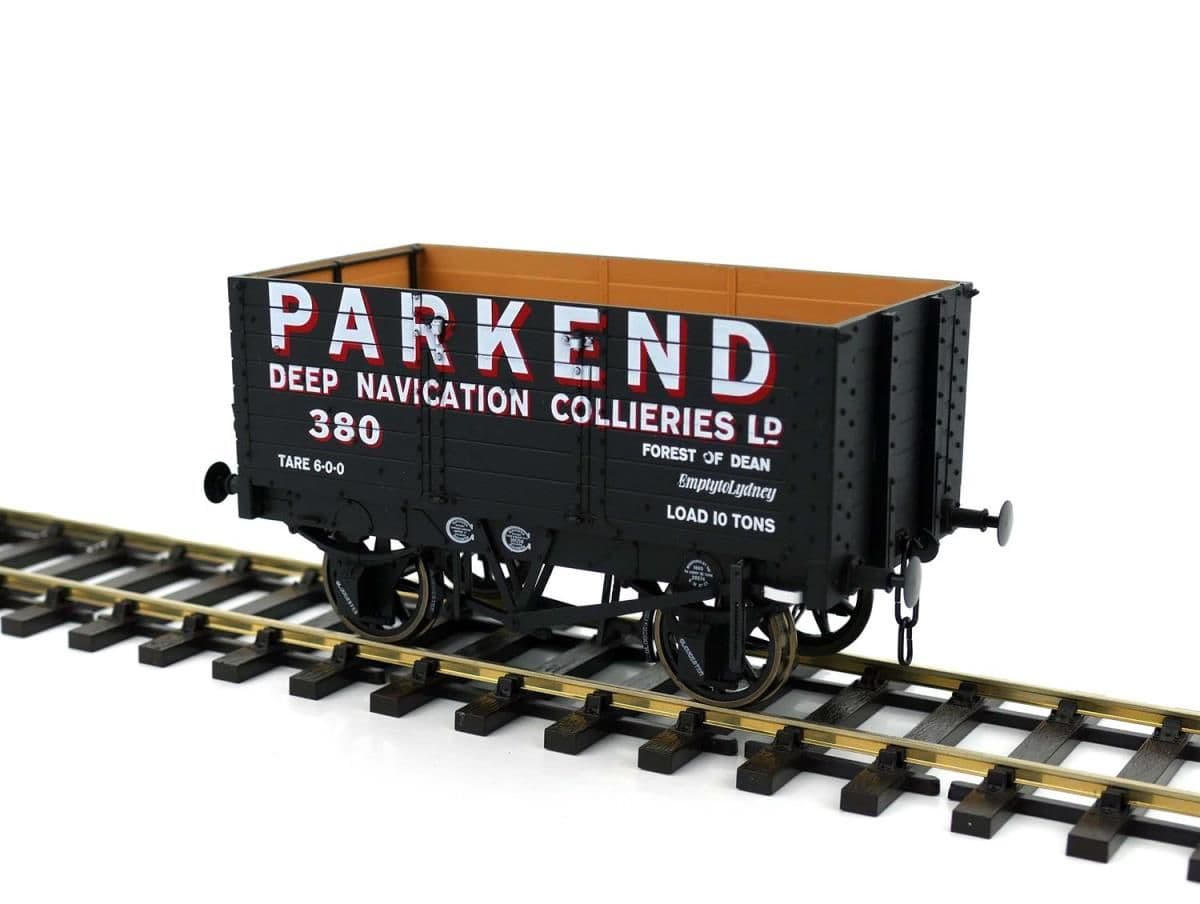 Dapol 7F-073-010 7 Plank Wagon 9' Wheelbase Parkend 380, O Gauge *LAST FEW*