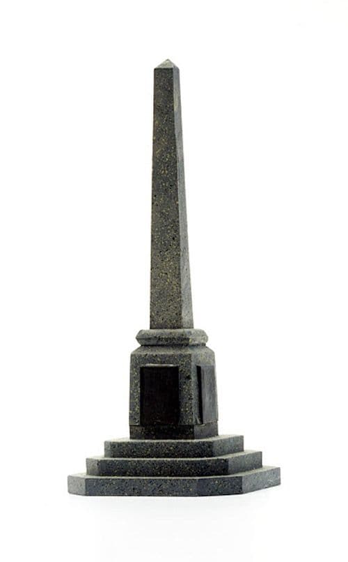 Dapol C076 War Memorial