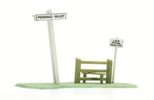 Dapol C078 Signpost and Stile
