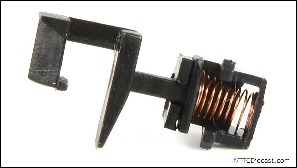 Farish 379-406 Clip-in Spring Coupling Pockets with Couplings and Springs (x10) N Gauge