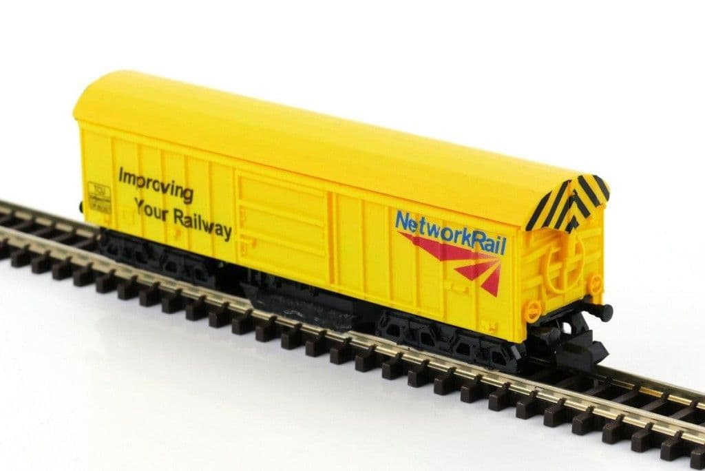 GM Collection GM2420101 Track Cleaning Wagon Network Rail N Gauge - PRE ORDER £31.41
