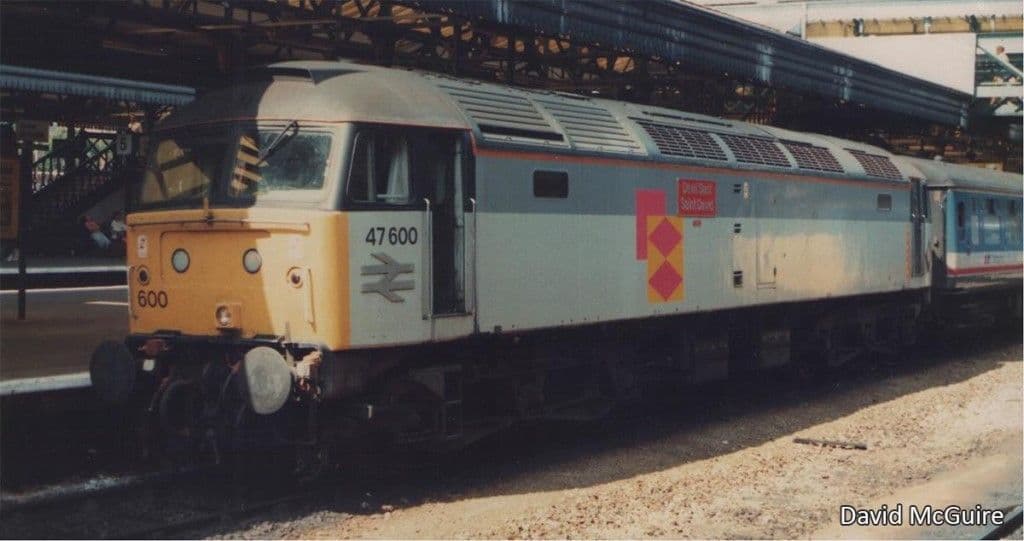 GM Collection GM4240224 Class 47 600 'Dewi Saint/Saint David' Railfreight Dist (Sound)