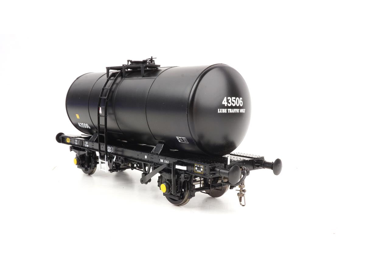 Heljan 1020 35t B Tank Wagon Esso Black Unbranded , O Gauge