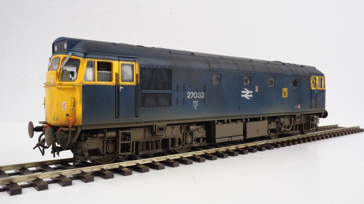 Heljan 2777 Class 27 032 BR Blue Highland Rail Stag Emblems Weathered, O Gauge
