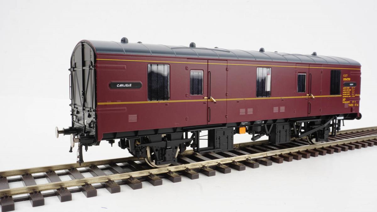 Heljan 9406 Mk1 CCT M94799 BR Lined Maroon Weathered, O Gauge *LAST FEW*