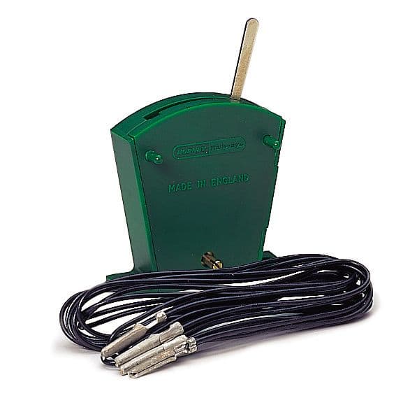 Hornby R047 On/Off Lever Switch Green