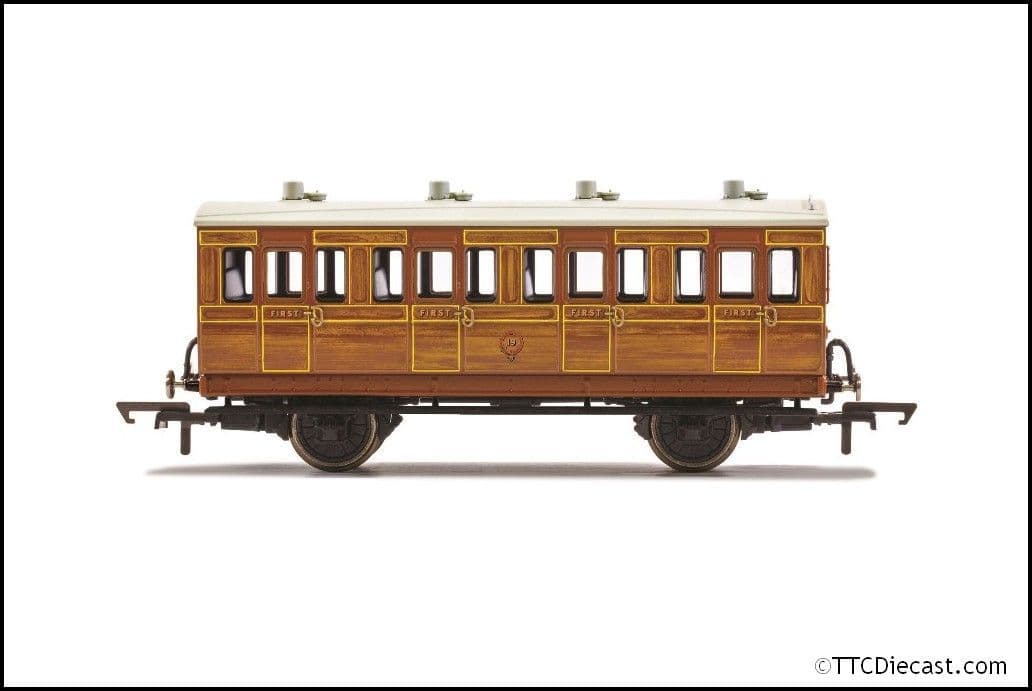 Hornby R40414 IoW CR, 4 Wheel Coach (4 Door), 1st Class - Era 2 - OO Gauge