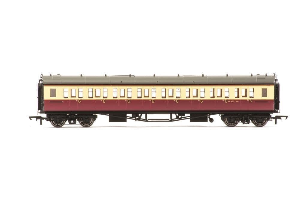 Hornby R40476 BR Collet Coaches Corridor Third 4551, OO Gauge - PRE ORDER £55.79