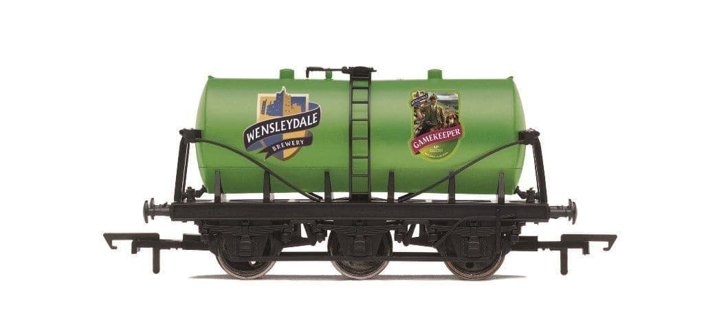 Hornby R60308 Wensleydale Brewery Gamekeeper Tanker, OO Gauge