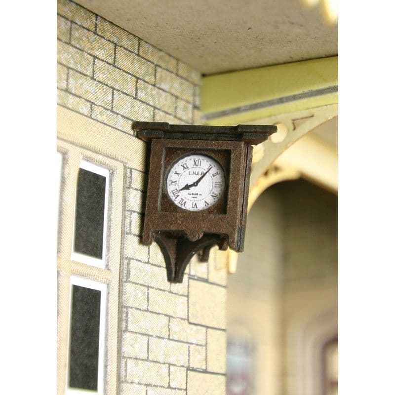 Metcalfe PO515 00/H0 Scale Station Clocks