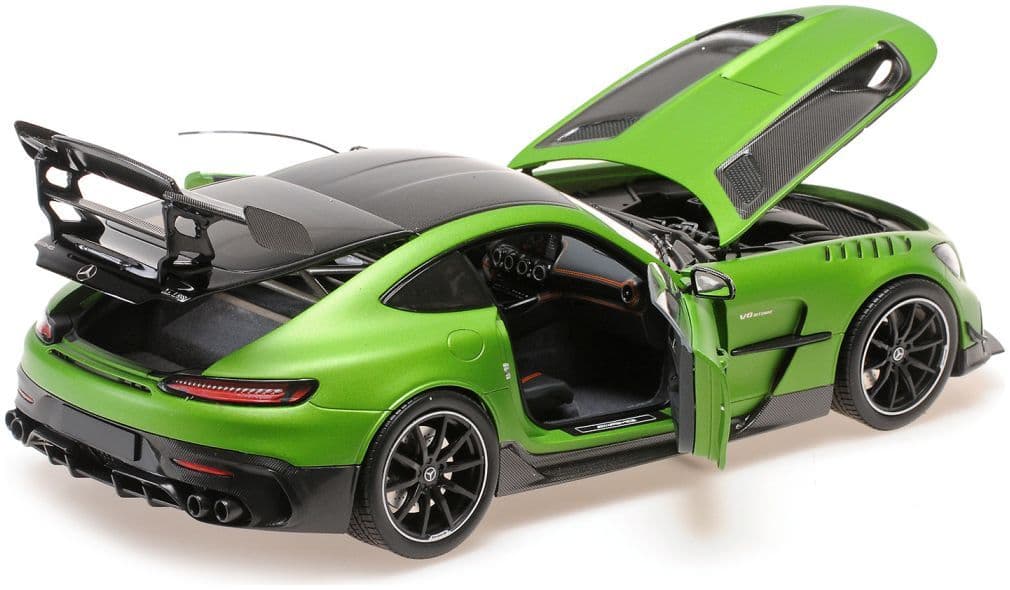Minichamps 110 032022 Mercedes-Amg Gt Black Series 2021, Matt Green Metallic 1:18 Scale *PRE ORDER £187.84*