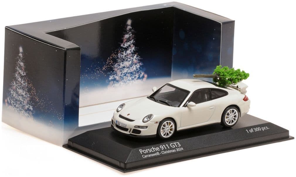 Minichamps 400 065405 Porsche 911 Gt3 2006, White + Christmas Tree, Christmas 1:43 Scale *PRE ORDER £53.54*