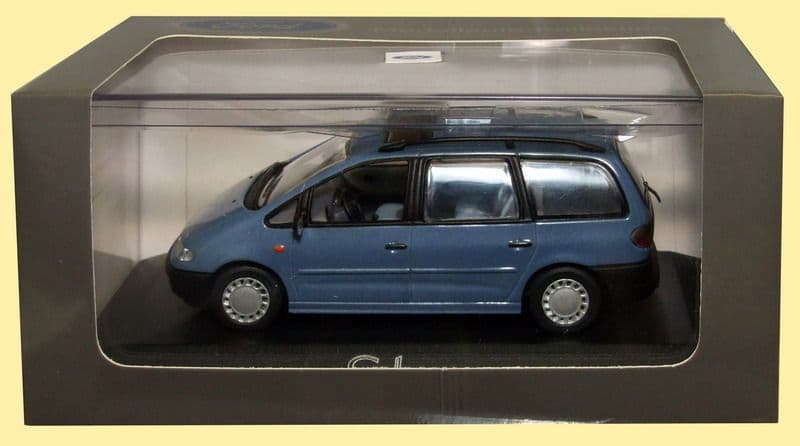 Minichamps 433 084163, 1:43 Scale Ford Galaxy 1995, Grey Metallic, Ford Dealer Package