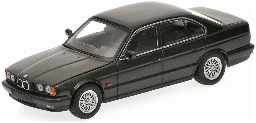 Minichamps 870 025100 Bmw 5-Series (E34), 1988 Dark Blue Metallic 1:87 Scale *PRE ORDER £22.94*