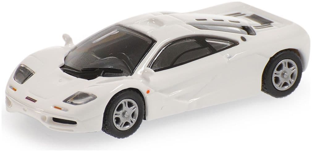 Minichamps 870 133822 Mclaren F1 Roadcar, White 1:87 Scale *PRE ORDER £17.84*